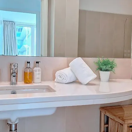 Appartement Upscales By Lovelystay - Private Parking Funchal (Madeira)