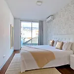 Upscales By Lovelystay - Private Parking Apartmán Funchal (Madeira)