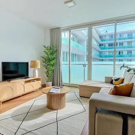 Apartment Upscales By Lovelystay - Private Parking Funchal (Madeira)