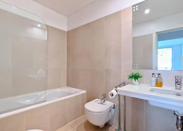 Upscales By Lovelystay - Private Parking *