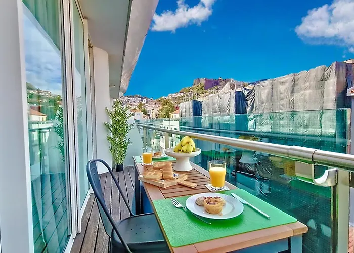 Upscales By Lovelystay - Private Parking *