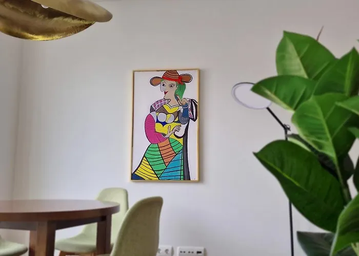 Upscales By Lovelystay - Private Parking * 푼샬