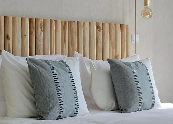 Upscales By Lovelystay - Private Parking * 푼샬